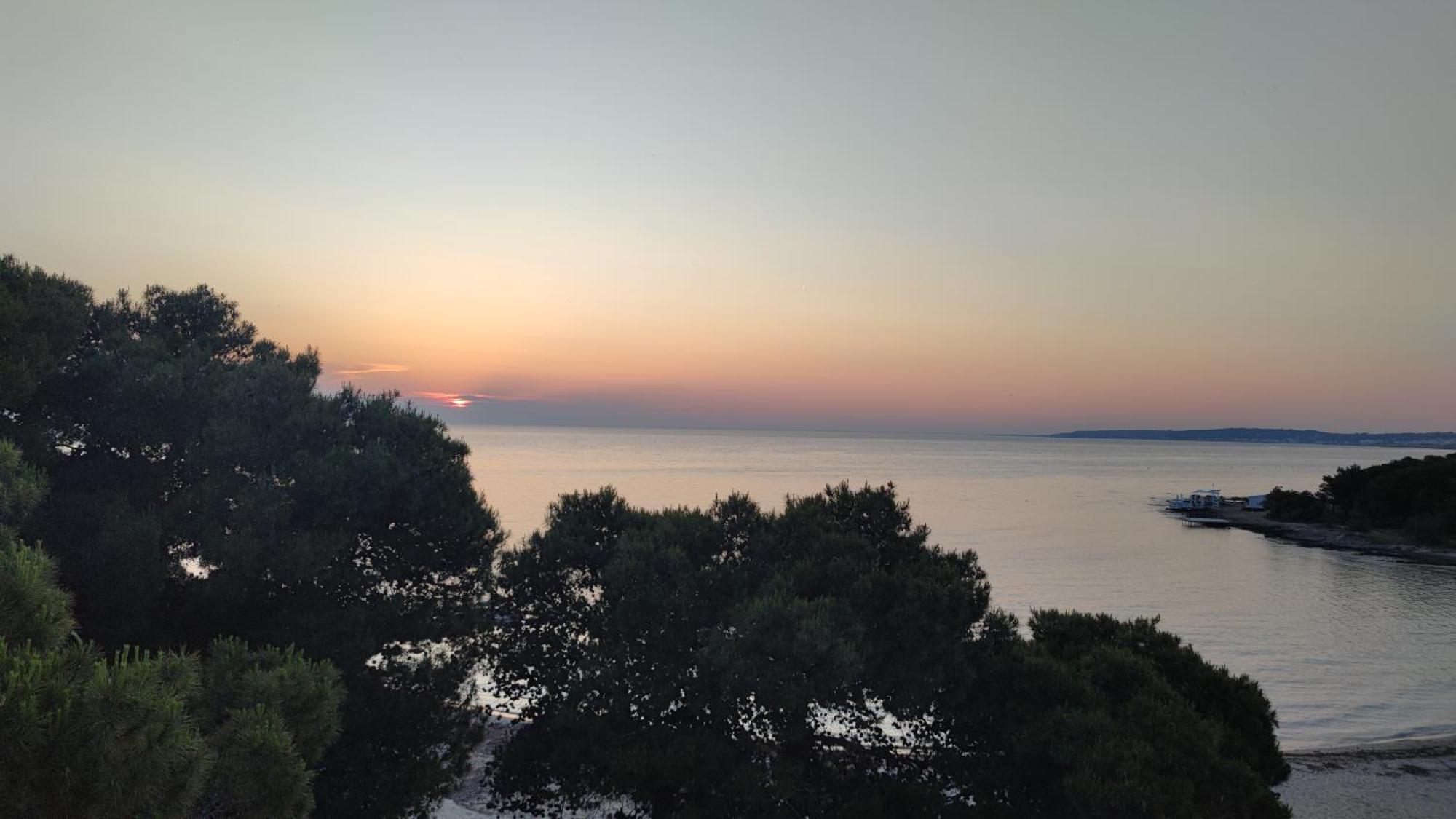 Suite Con Terrazzo Sul Mare E Discesa In Spiaggia A Gallipoli Dış mekan fotoğraf